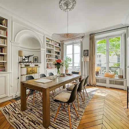 Appartamento Verneuil Luxury Parigi