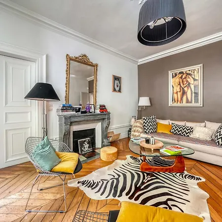Appartamento Verneuil Luxury Parigi